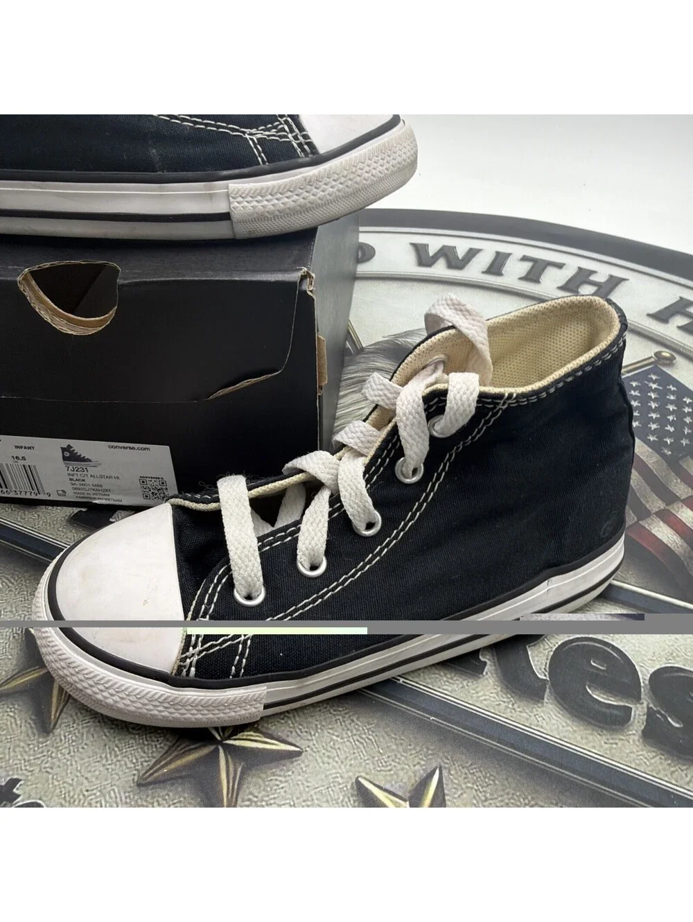 Converse Shoes Youth 10 Chuck Taylor All-Star Sneakers Black Hi Top 3J231